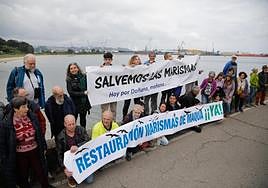 Equo se sumó a la concentración pr la restauración de las marismas de Maqua.