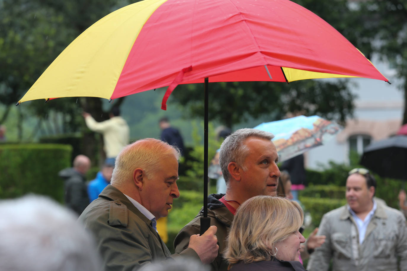 Abascal hace campaña en Covadonga