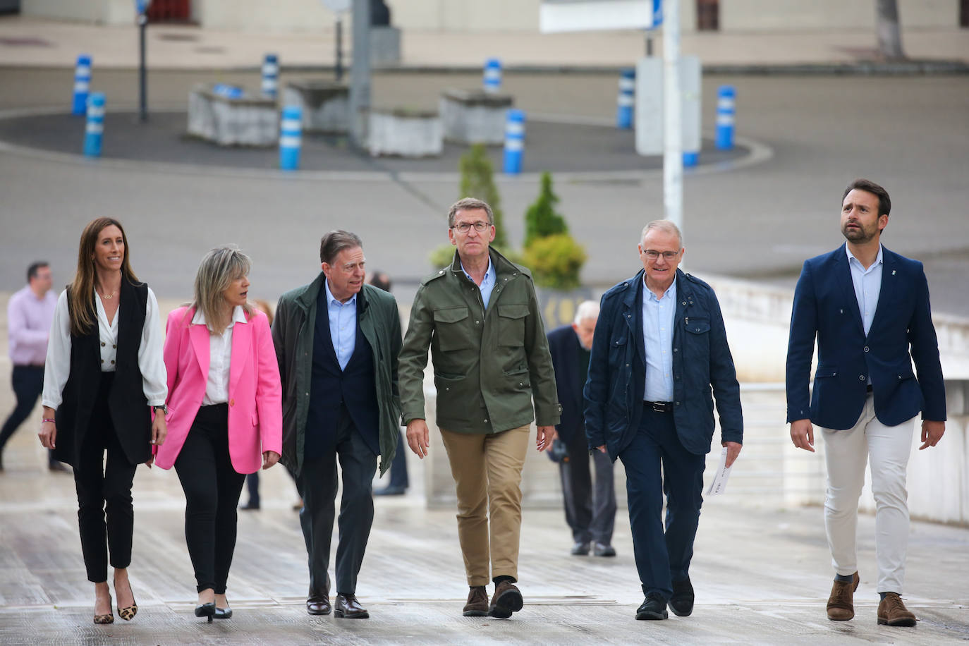 1.300 personas respaldan al PP en un mitin en Oviedo