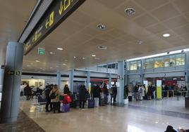 Imagen de archivo del aeropuerto de Asturias.