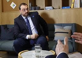 Adrián Barbón, presidente del Principado de Asturias y candidato a la reelección, en el programa de La Lupa.