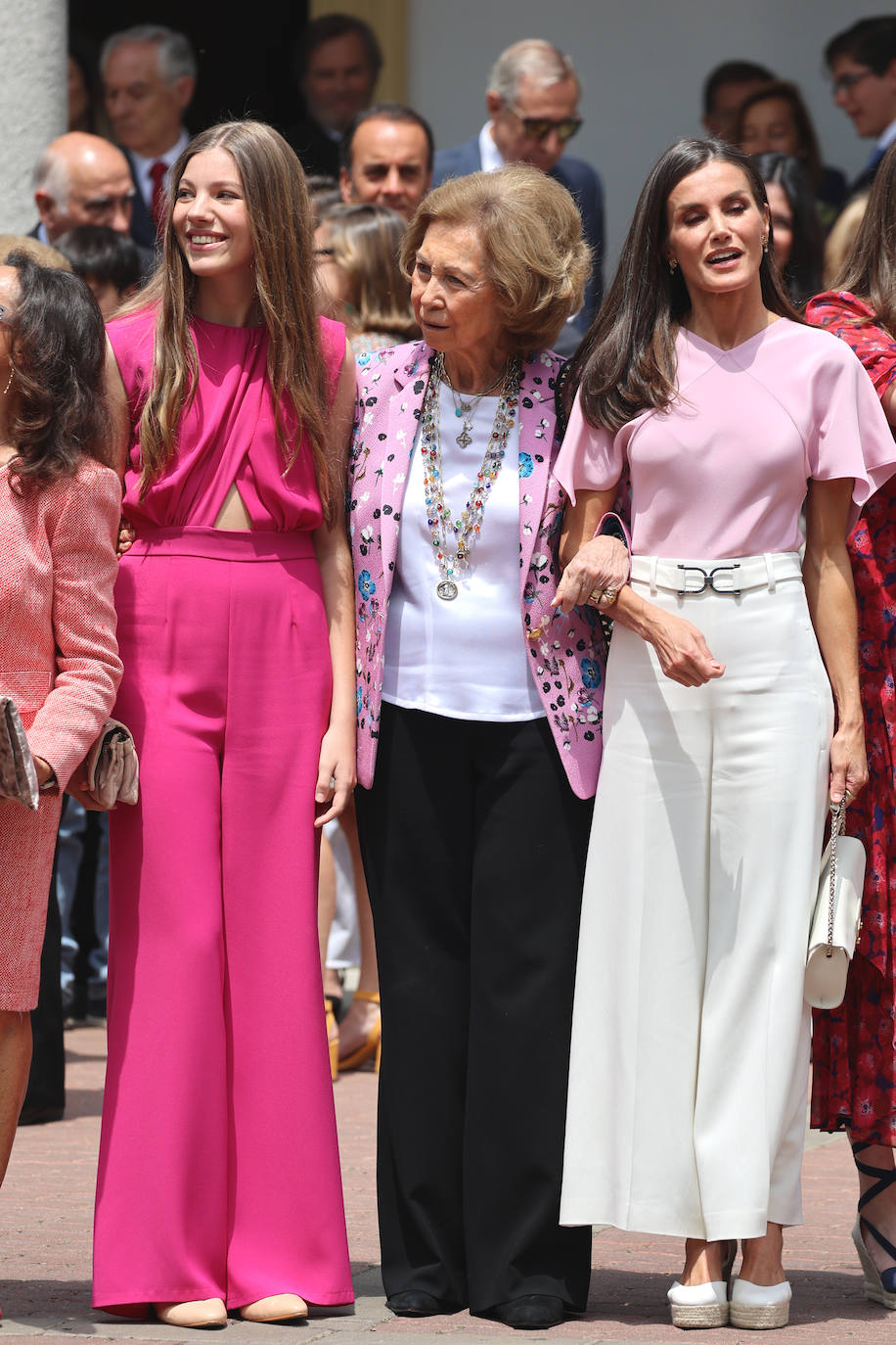 Armonía de color en la confirmación de la infanta Sofía