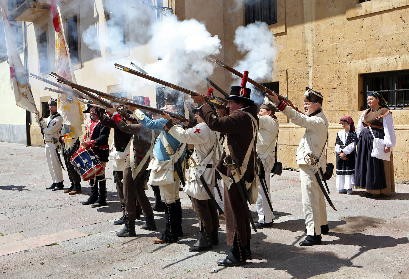 Oviedo vuelve al mayo de 1808