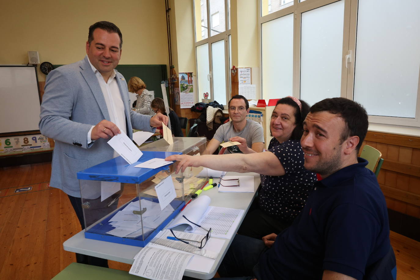 Llamamiento al voto por el futuro de Oviedo