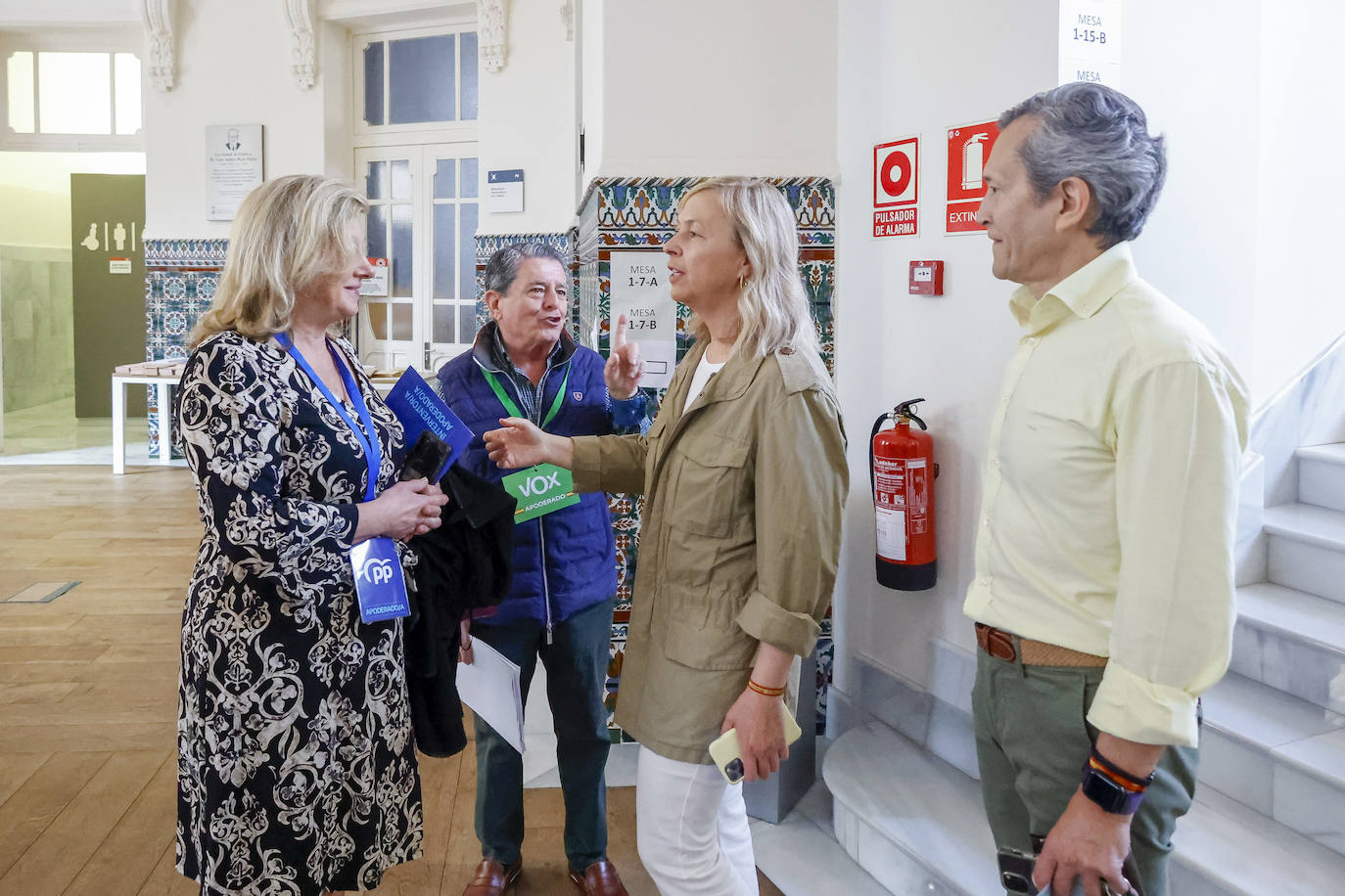 «Ilusión» entre los candidatos de Gijón al depositar el voto