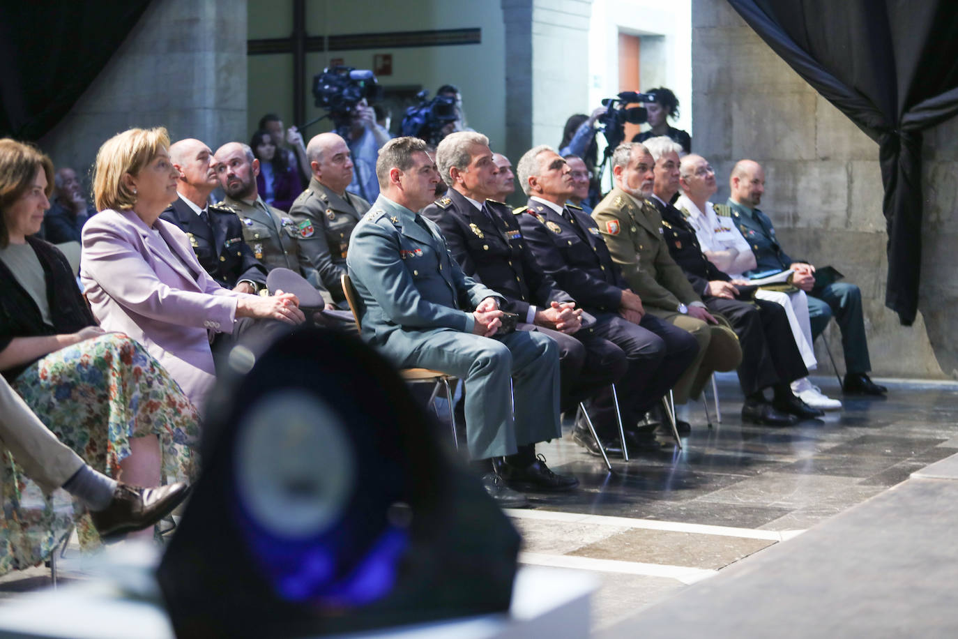 Un libro para recoger la historia de la Comandancia de la Guardia Civil de Gijón