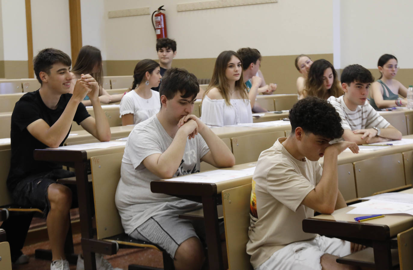 La primera jornada de la EBAU en Asturias, en imágenes