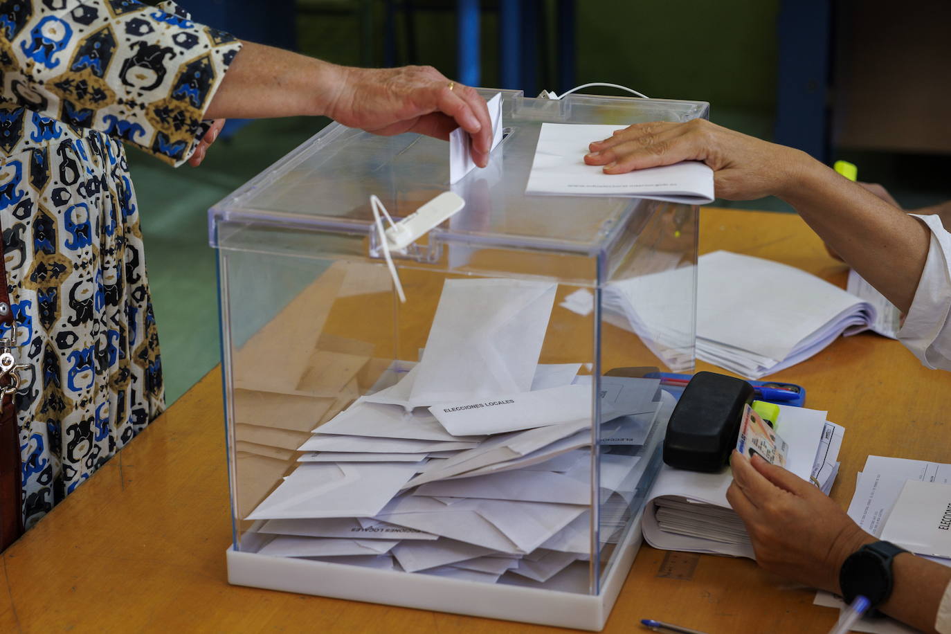 Novedades en las elecciones: todos los cambios en el voto por correo y en las mesas electorales