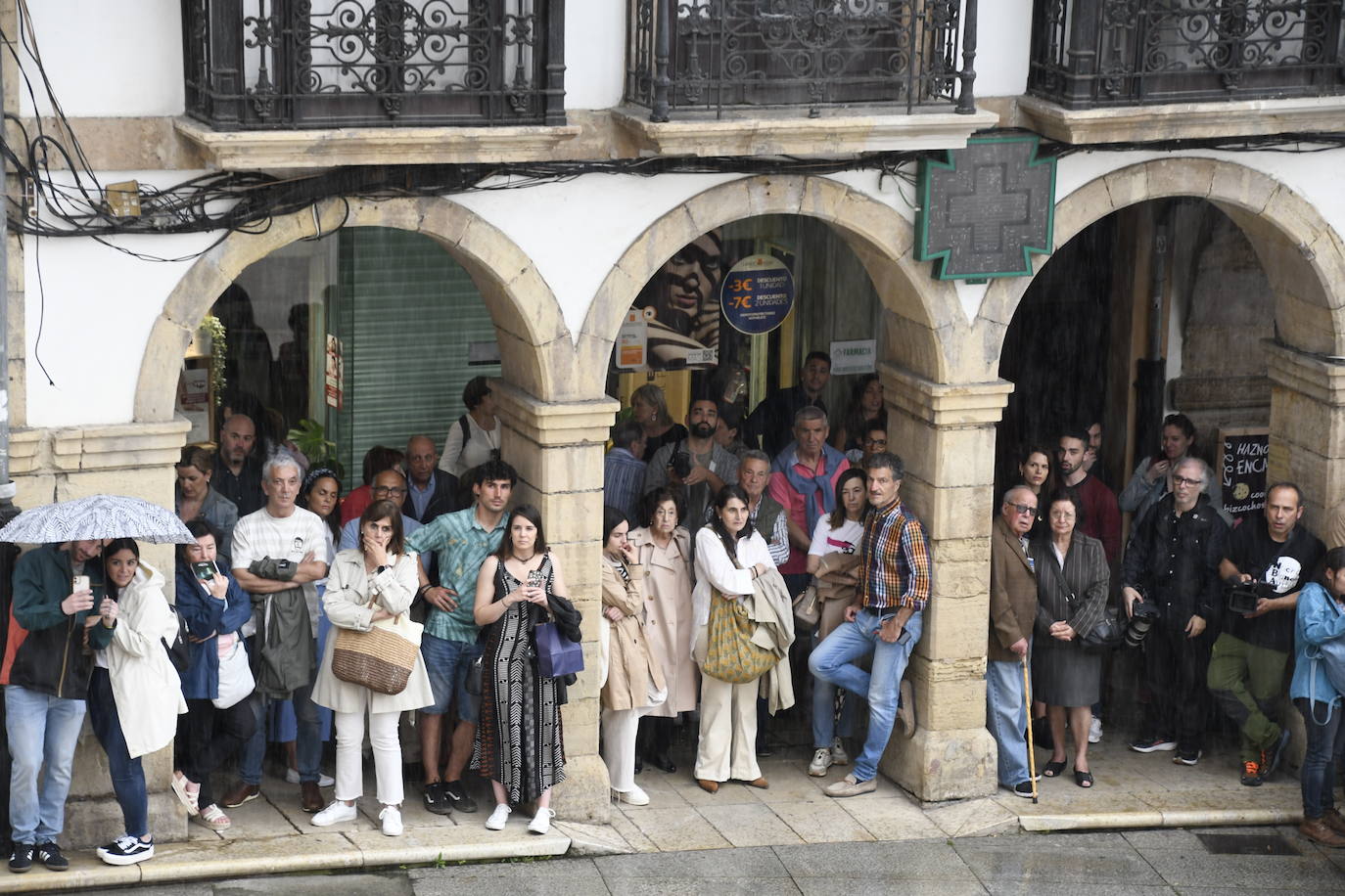 Una tormenta de cultura inunda las calles con la Noche Blanca