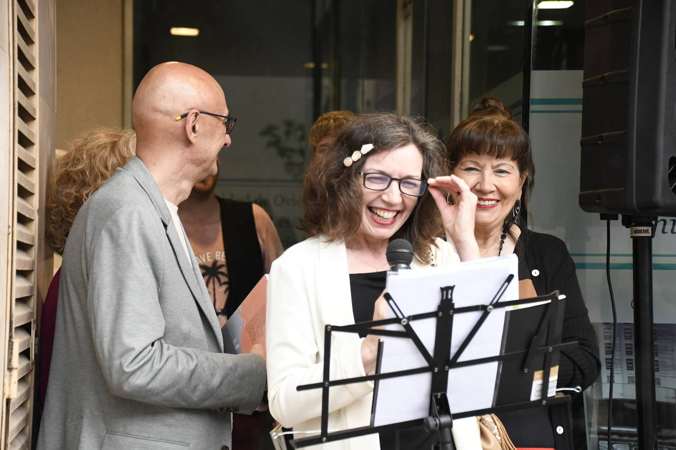 Una tormenta de cultura inunda las calles con la Noche Blanca