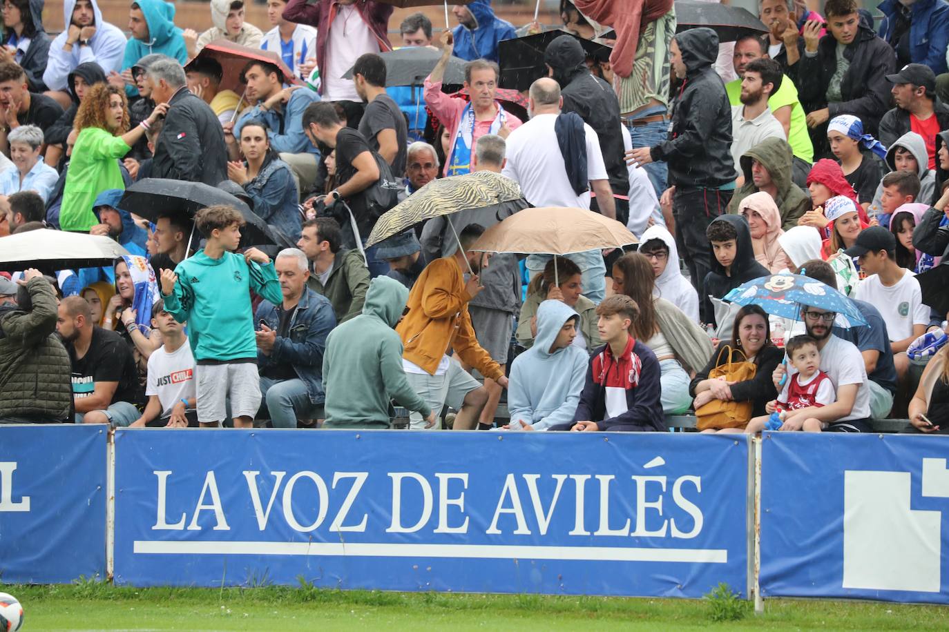 ¿Estuviste en el Real Avilés - Granada? ¡Búscate!