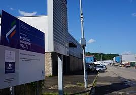 Cámaras de seguridad instaladas en el cruce del polígono industrial de Lléu, en Piloña.