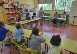 El parlamento escolar en el colegio Xentiquina.