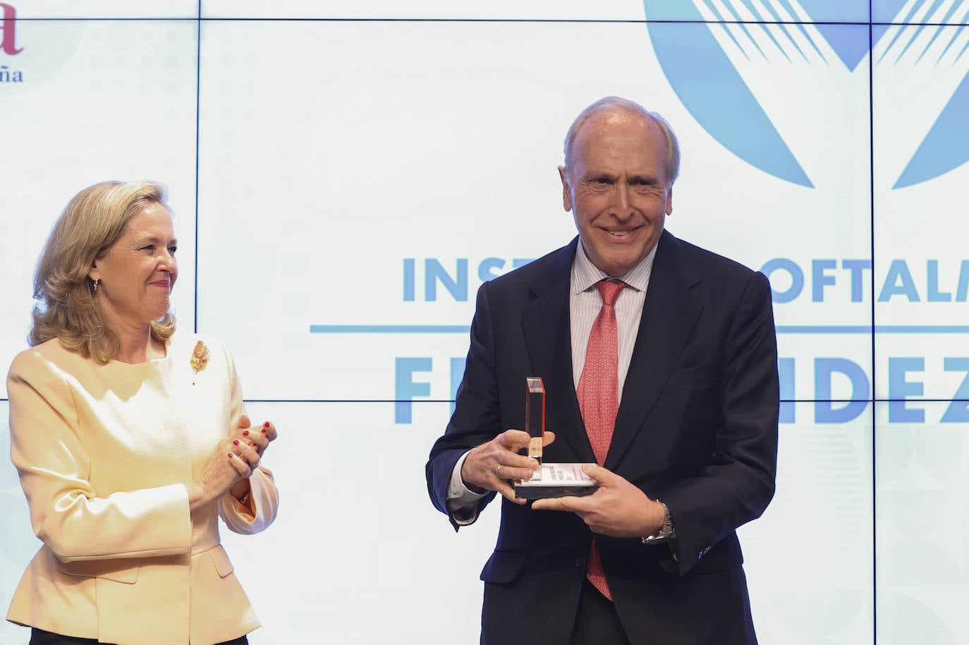 El Instituto Oftalmológico Fernández-Vega, premio nacional Pyme del año 2022