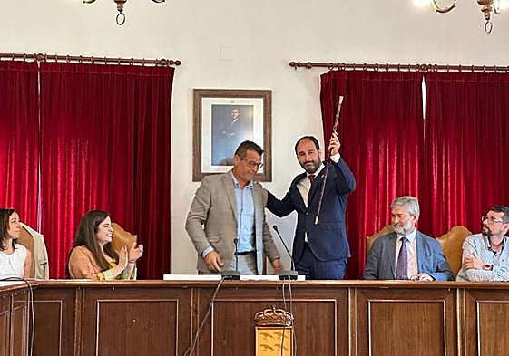 La investidura del alcalde de Pravia el pasado sábado.