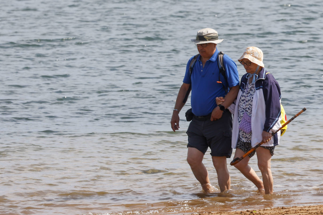 Gijón se refresca en la playa