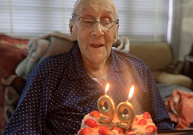 Lele Azcoitia, en su 99 cumpleaños.