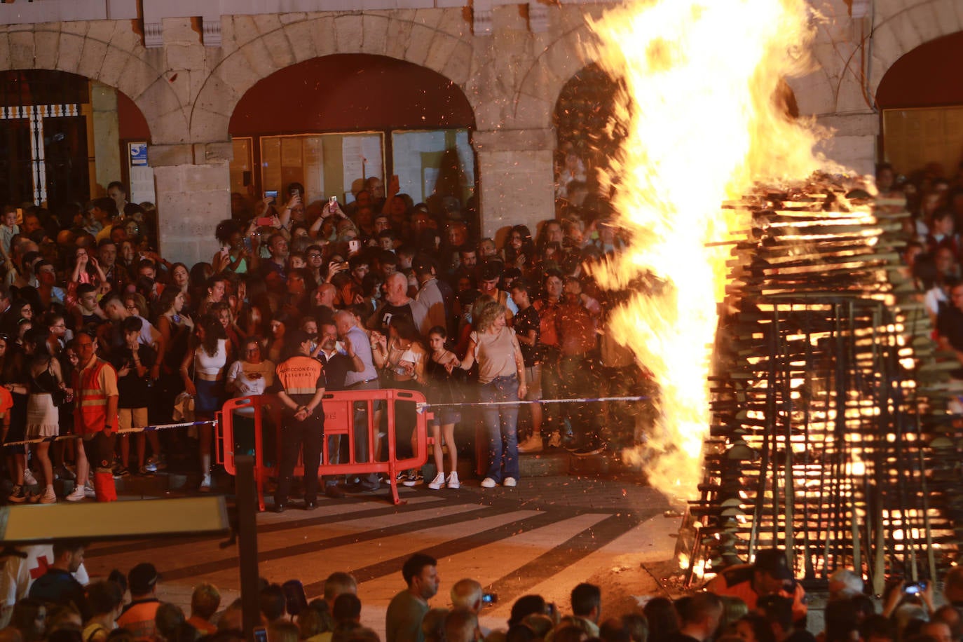 Así ha sido la celebración de San Xuan en Mieres