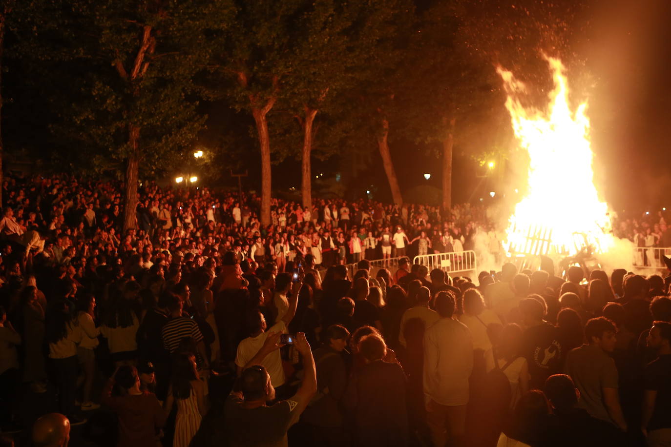 Así ha sido la celebración de San Juan en Oviedo