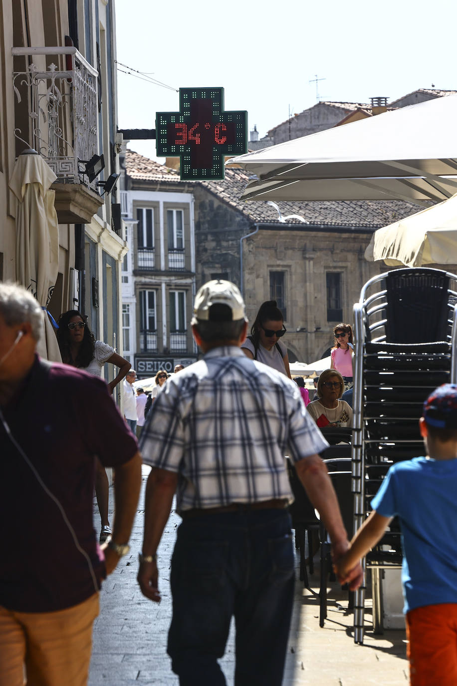 Asturias, a remojo para aliviar el calor