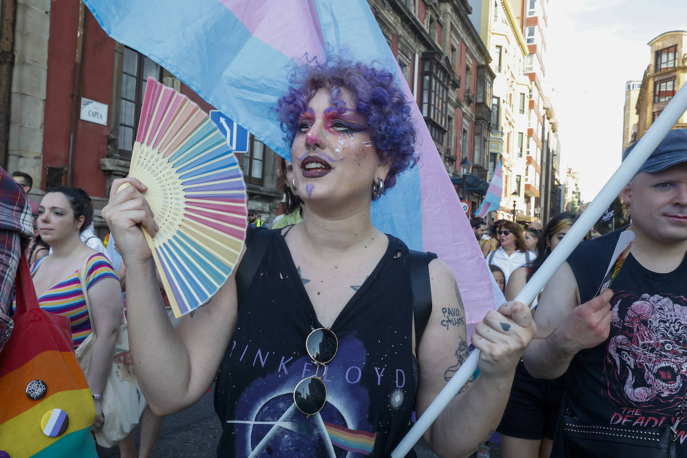 Así ha sido la multitudinaria manifestación del Orgullín en Gijón