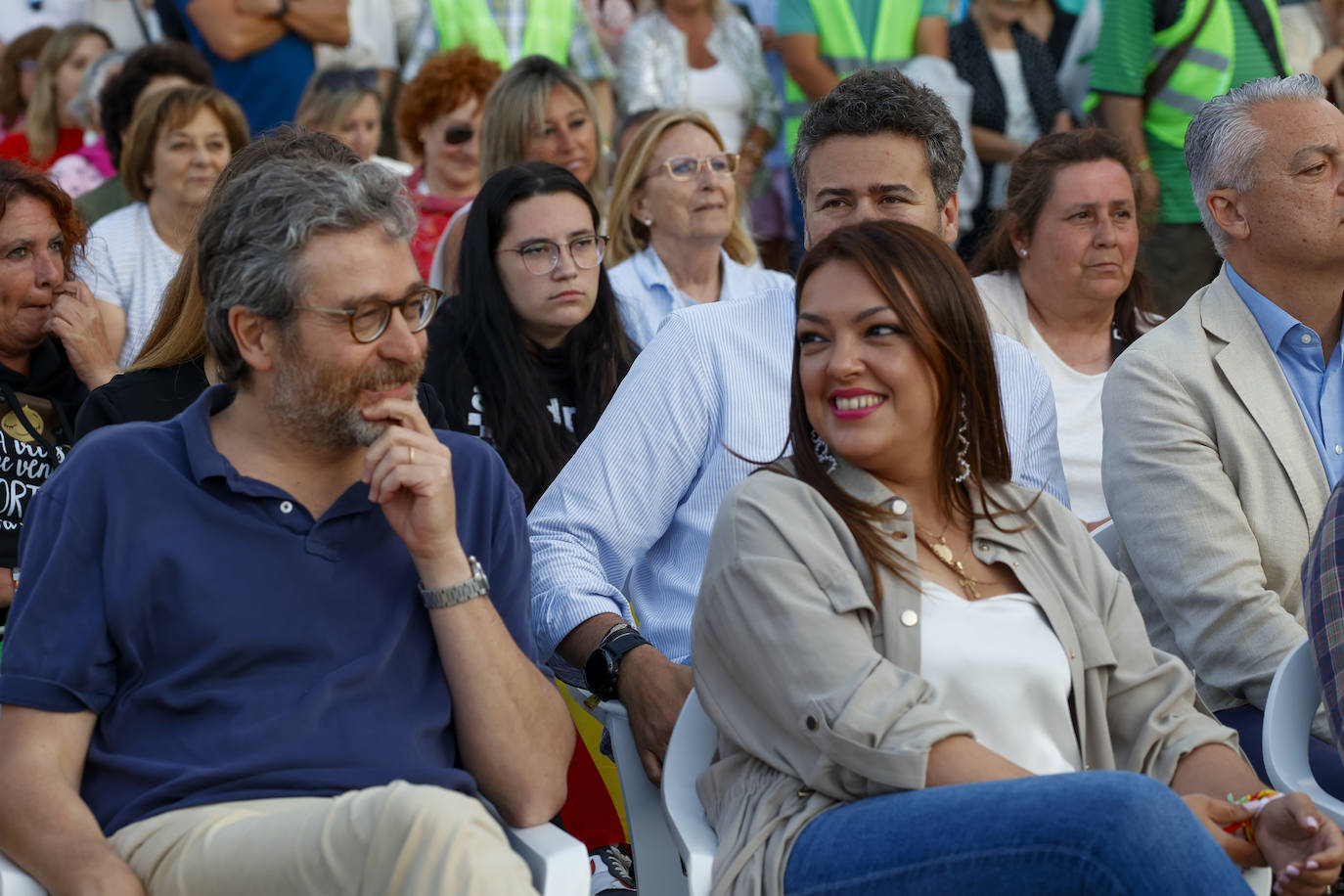 Así ha sido el acto de Santiago Abascal en Gijón
