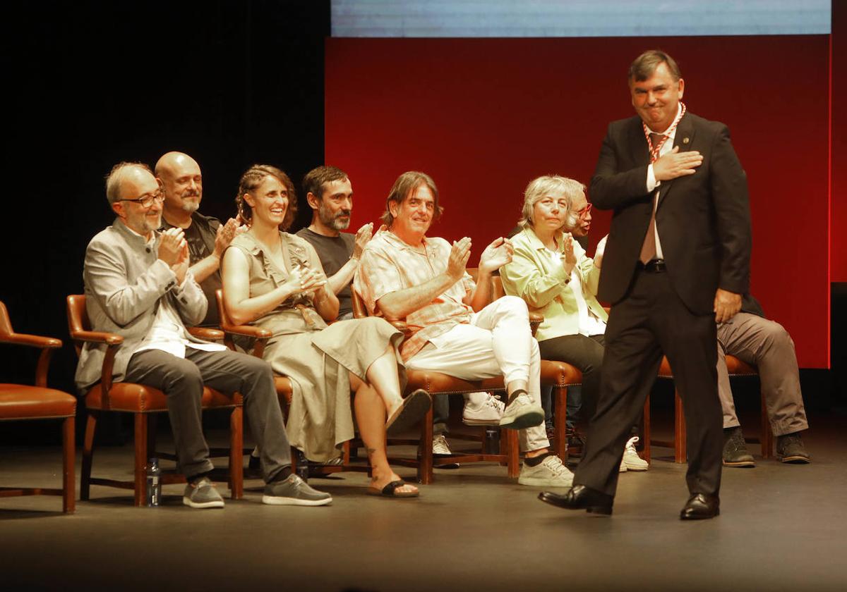 Honores y distinciones en Gijón: la entrega de las Medallas de la ciudad, en imágenes