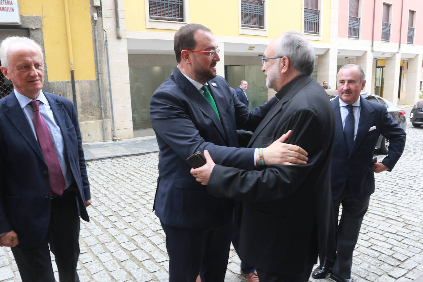 El mausoleo de Fernando Valdés en Salas presenta su nueva imagen