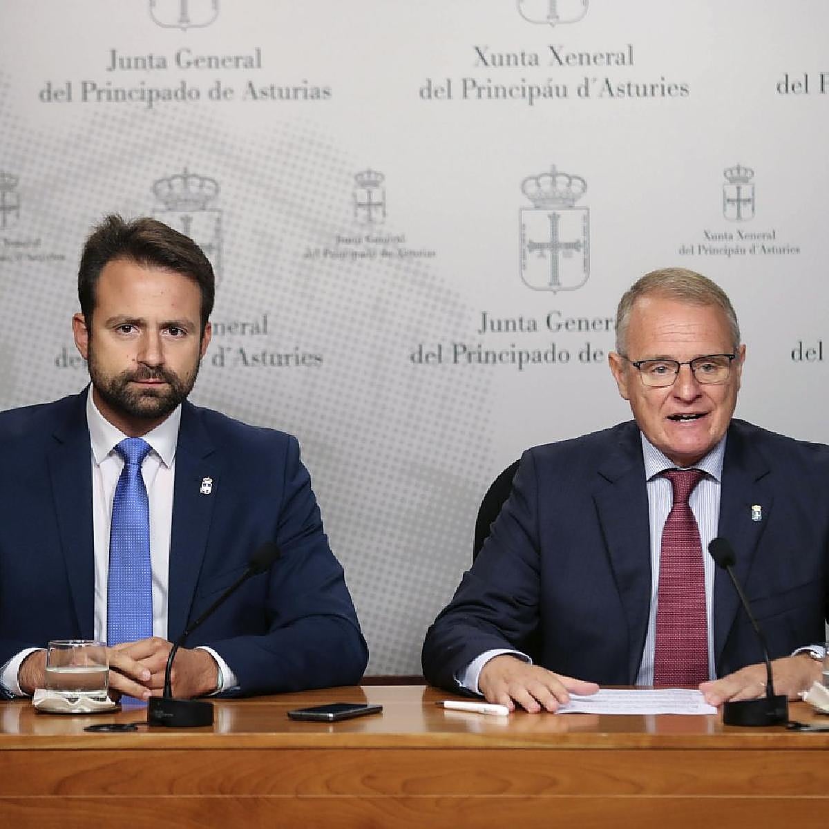 Canga renuncia a optar a la investidura y propone a Barbón que gobierne sin IU