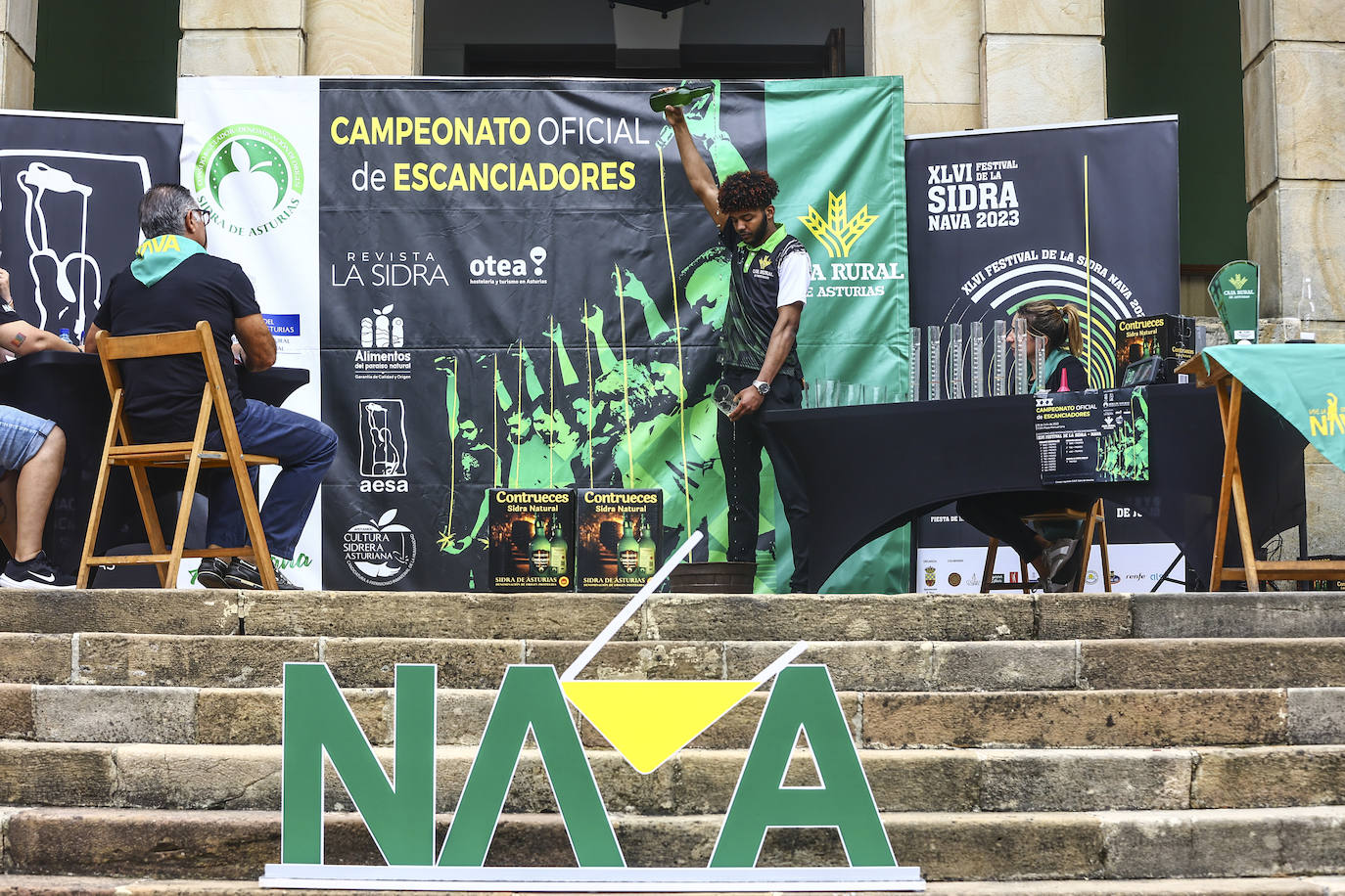 Wilkin Aquiles, rey de los escanciadores en Nava