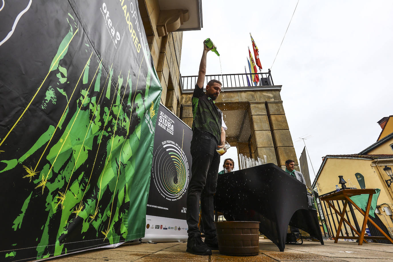 Wilkin Aquiles, rey de los escanciadores en Nava