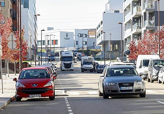 La avenida de Roces, en una imagen de archivo.