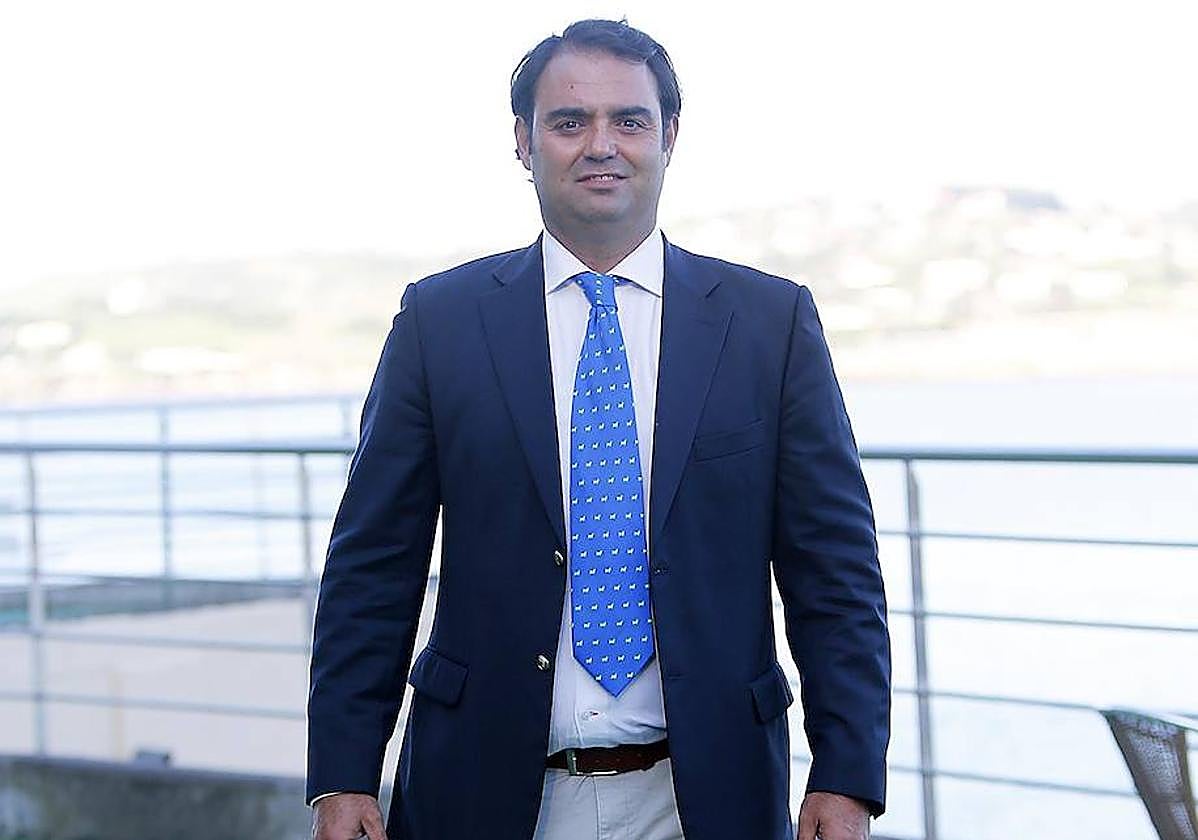 Carlos Zúñiga, en Gijón.