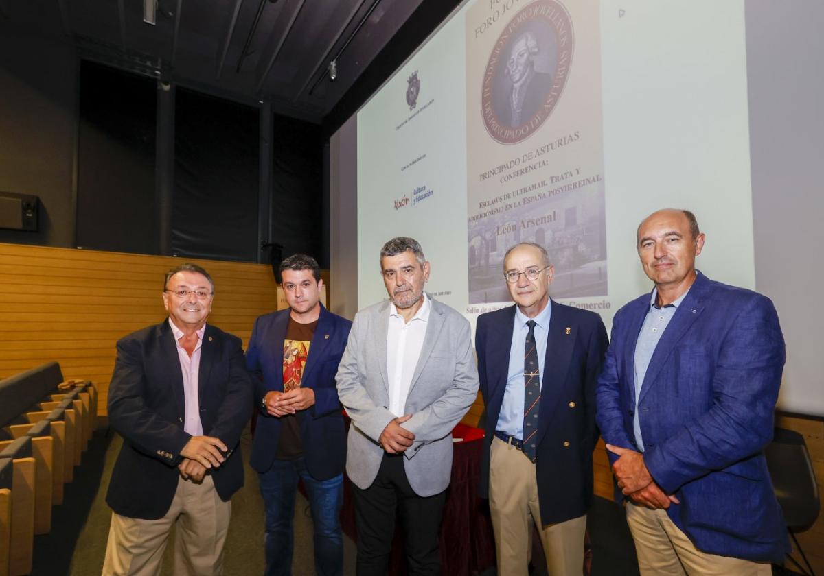 Orlando Moratinos, Pedro Villanueva, León Arsenal, Luis Vicente Márquez Montero y Marcos Riaño.