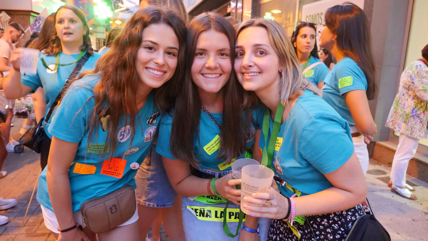 Desfile por las fiestas del Carmen y la Magdalena, al ritmo de charanga