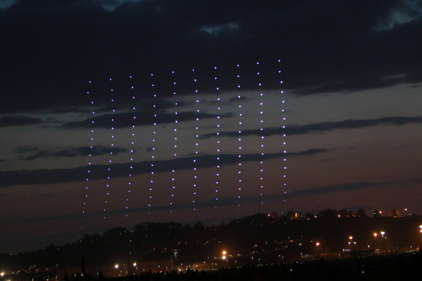 Las mejores imágenes del festival de los drones de Gijón