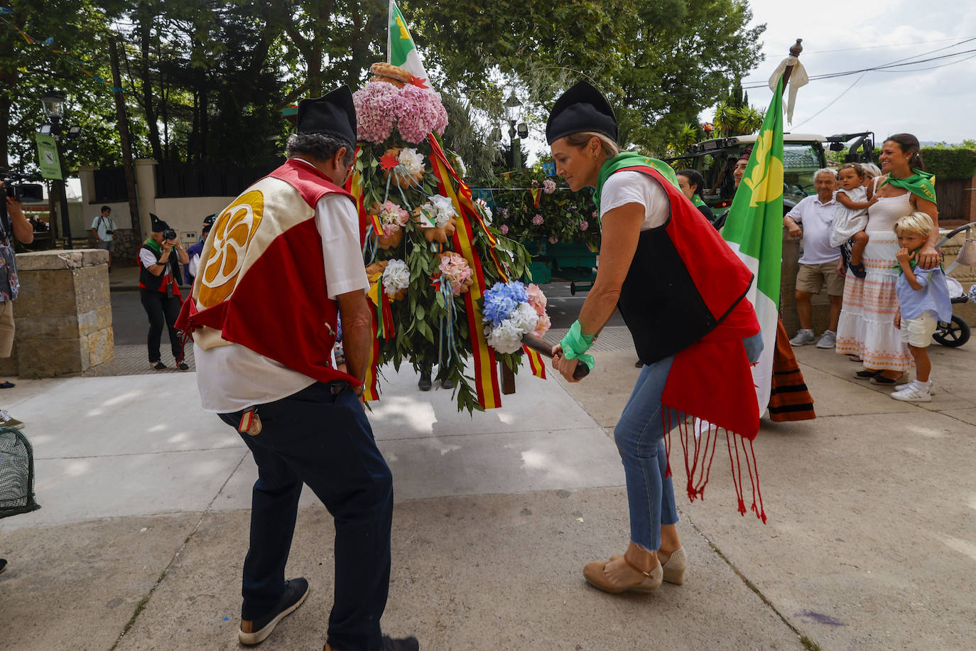 Somió se engalana para celebrar el Carmen