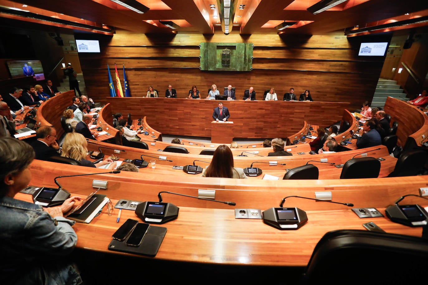 Barbón concreta su programa de gobierno