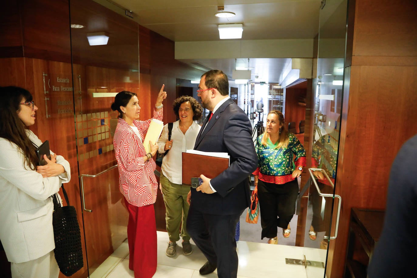 Barbón concreta su programa de gobierno