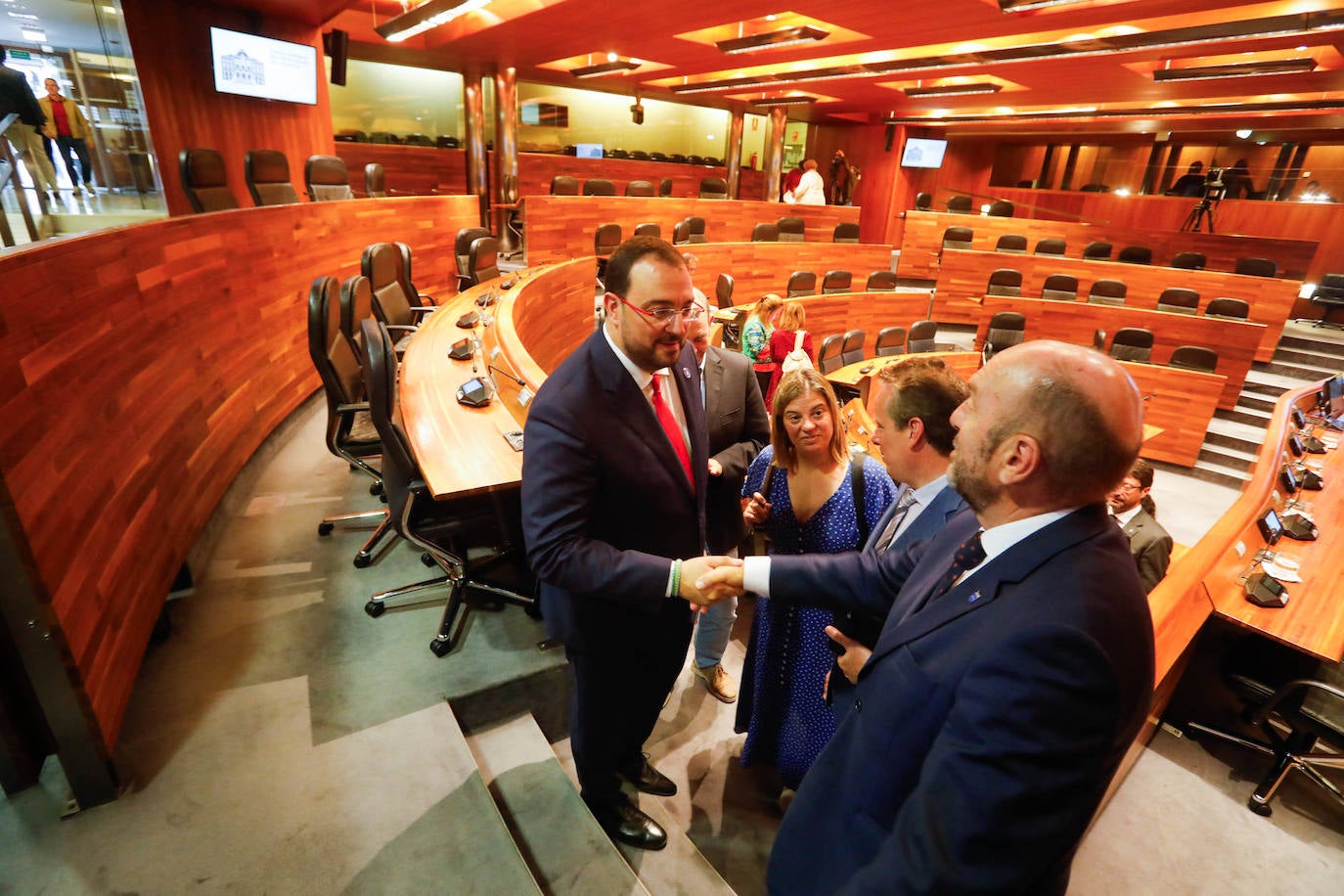 Barbón concreta su programa de gobierno