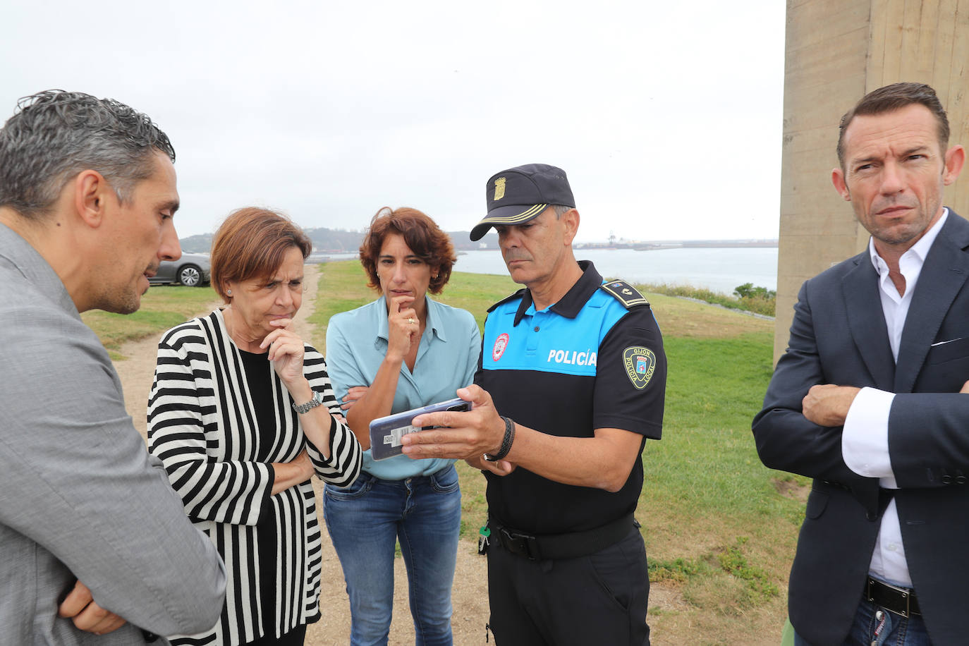 Así es el nuevo furgón de la Policía Local de Gijón para pilotar drones