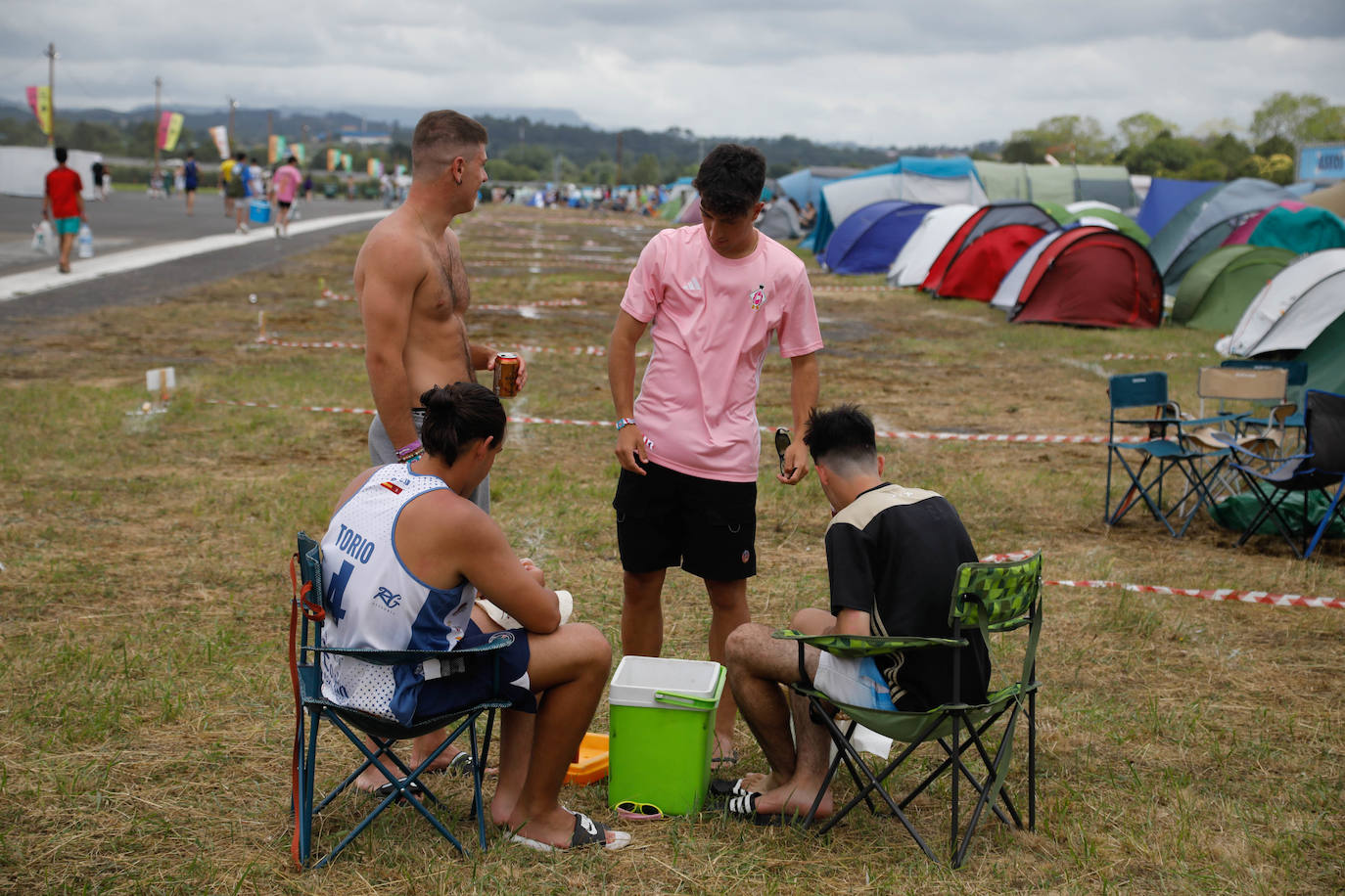 Así viven los &#039;campers&#039; el Boombastic, a la espera del inicio de los conciertos