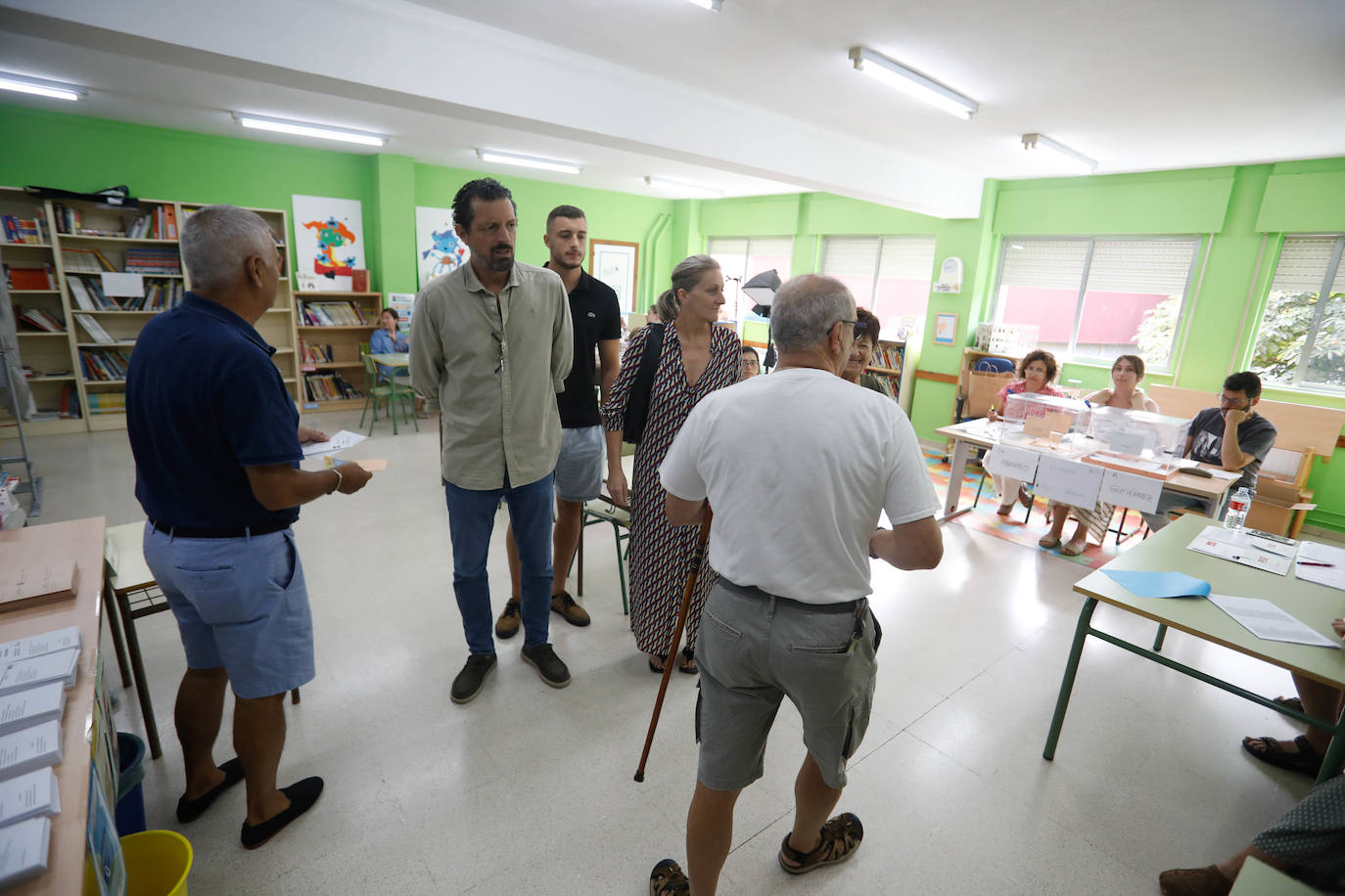 Las imágenes de la jornada electoral en Asturias