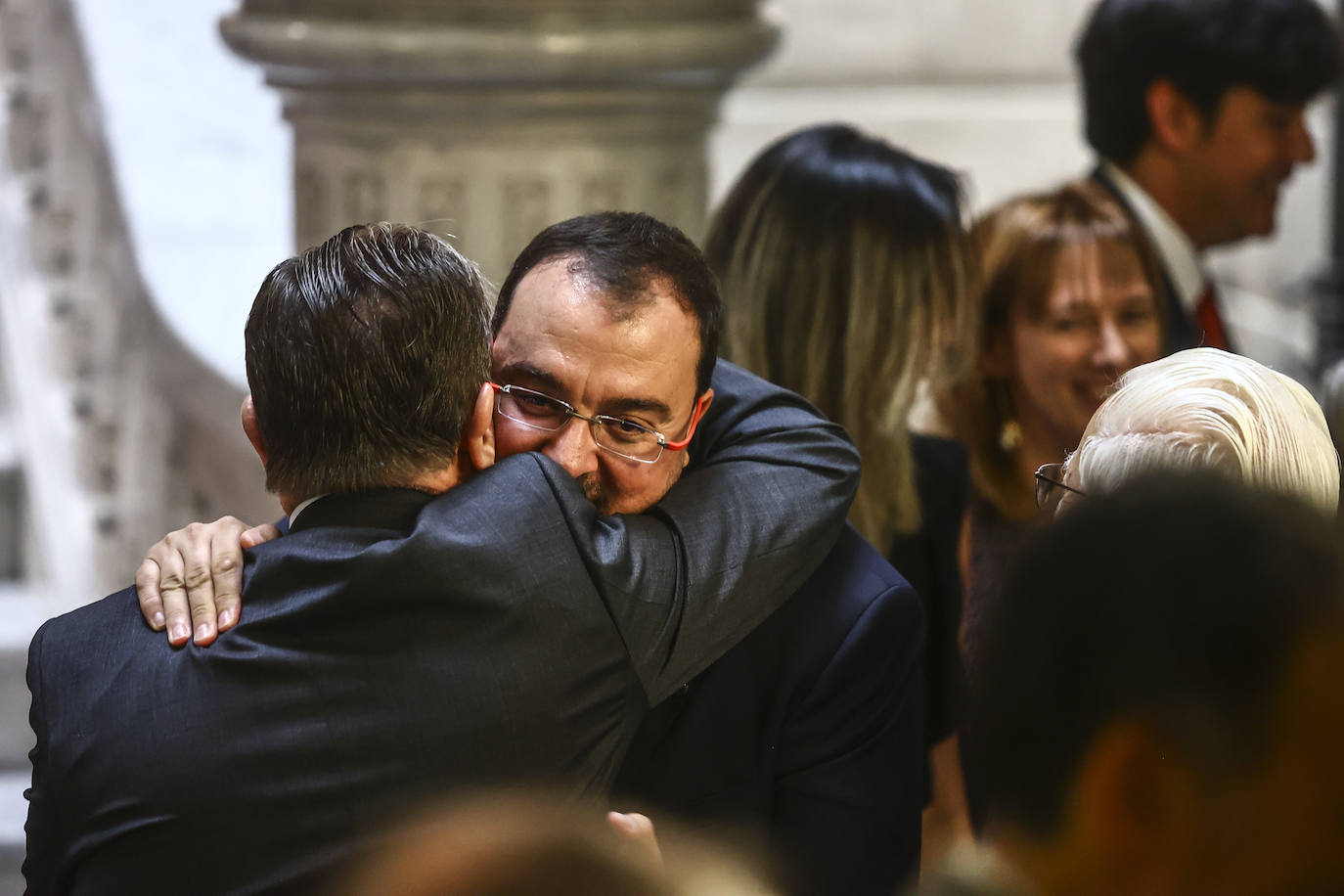 La toma de posesión de Barbón, en imágenes
