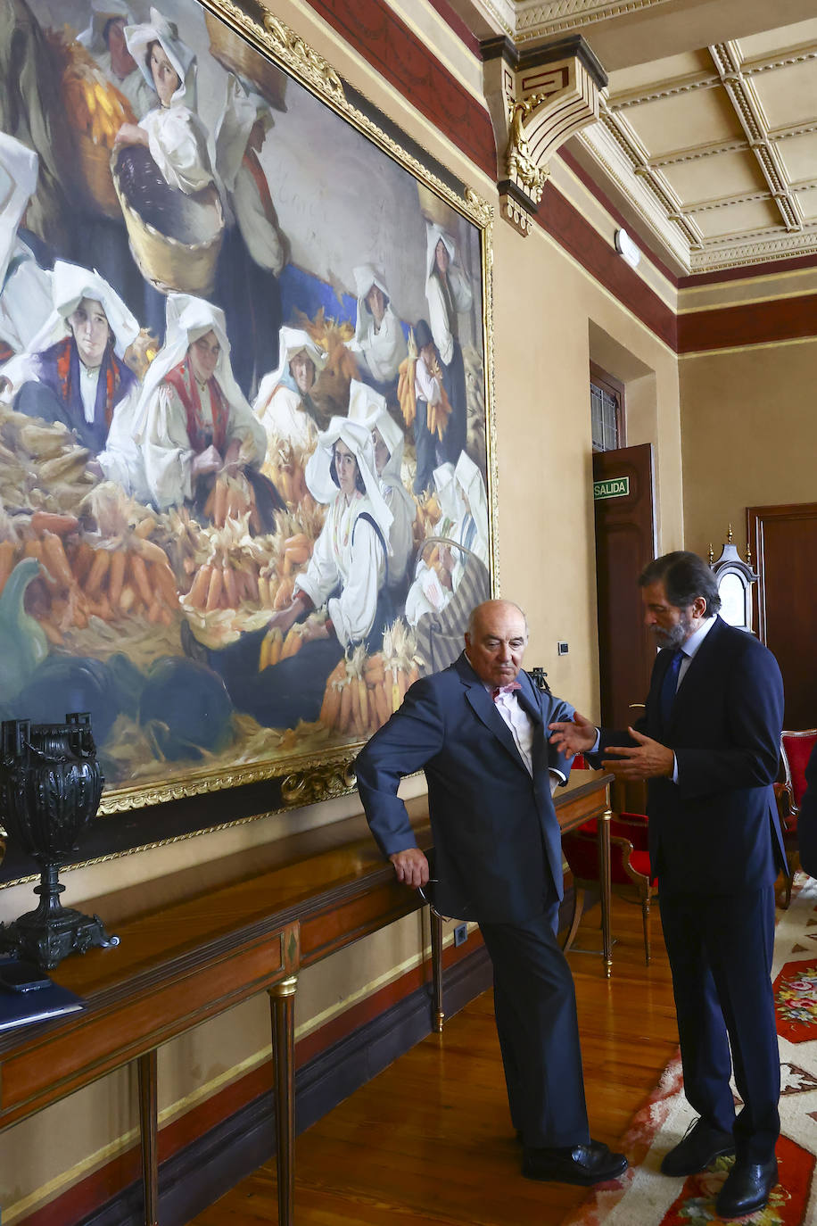 La toma de posesión de Barbón, en imágenes