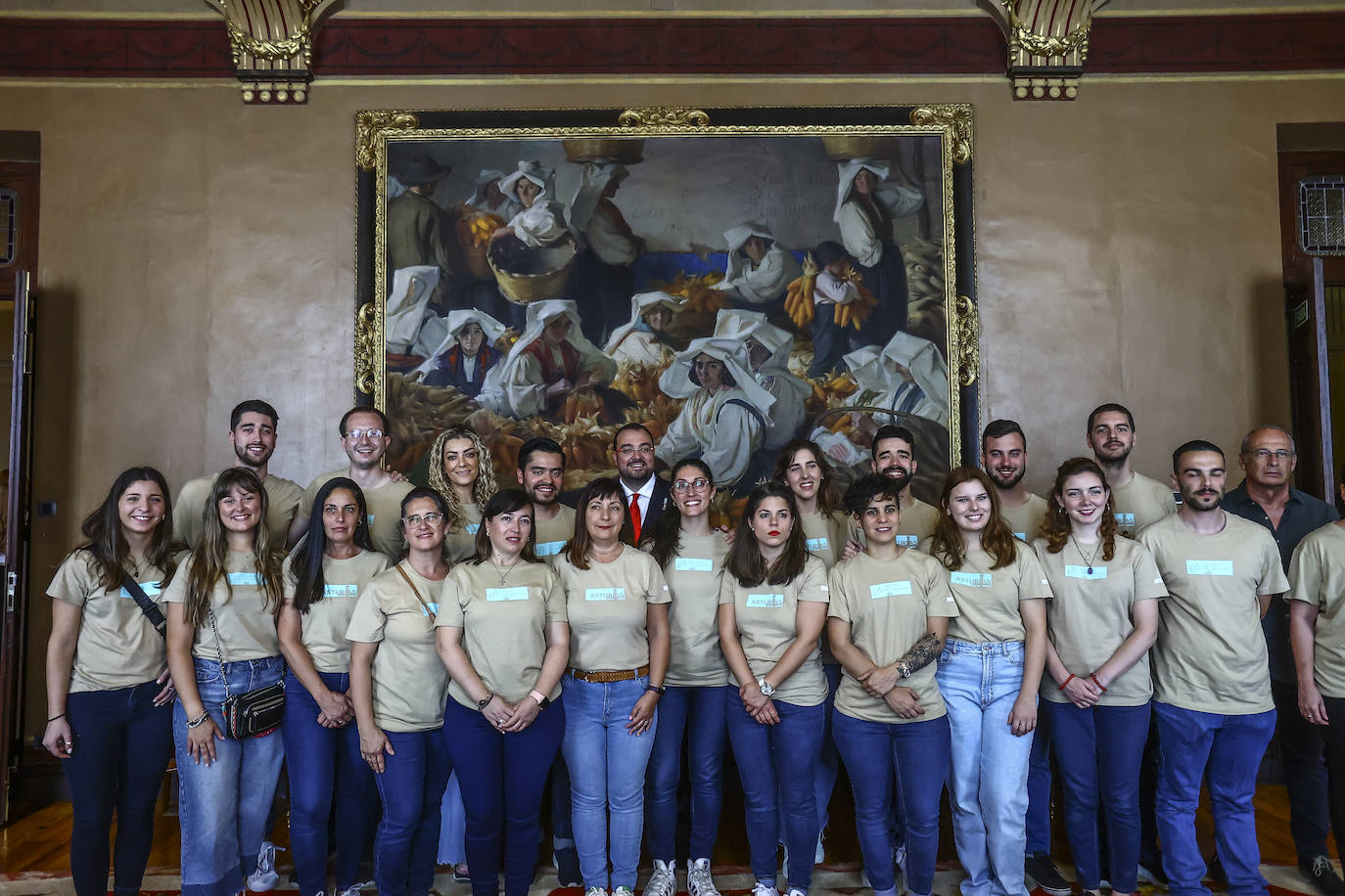 La toma de posesión de Barbón, en imágenes