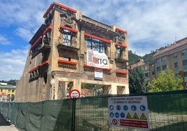 Fachada del viejo Teatro Virginia, donde se construirá el centro de salud.