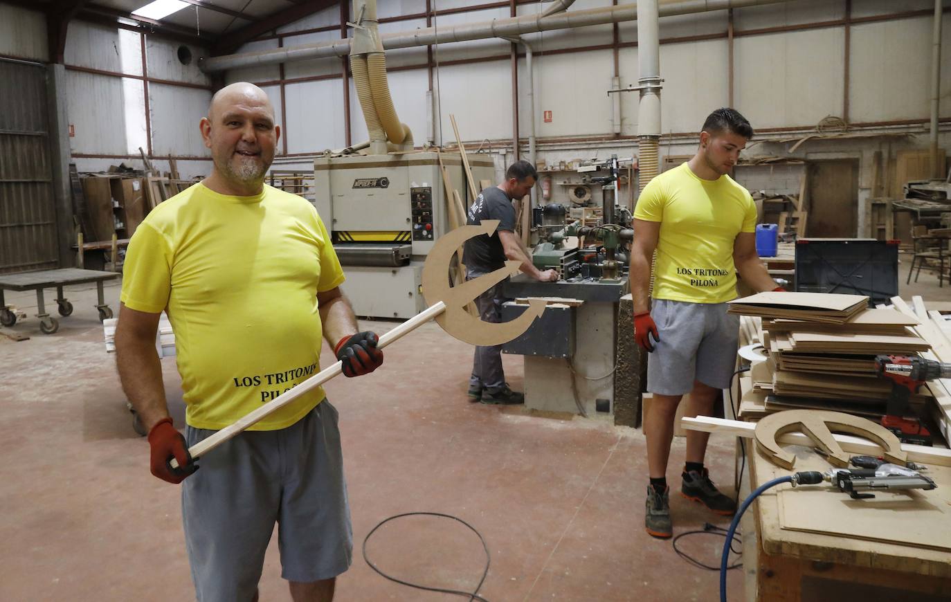 Kevi Menéndez Tritones de Piloña «Cada año se recupera un poco más el ambiente sano y familiar que hubo siempre en esta fiesta»