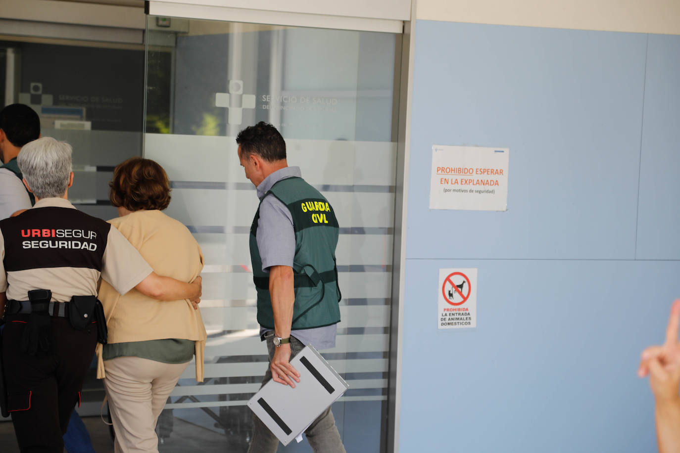 Un autobús con 49 personas se despeña al subir a los Lagos de Covadonga