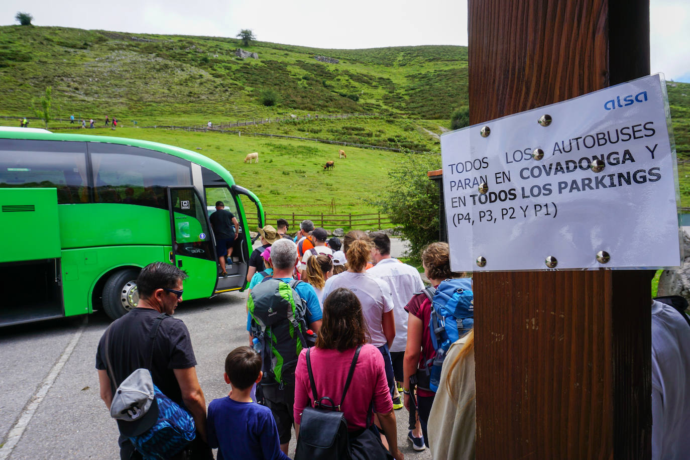 Los turistas vuelven a los Lagos de Covadonga